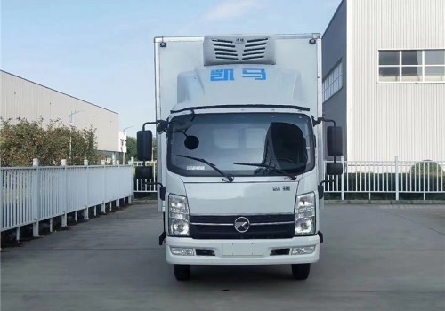 凱馬國(guó)六4米2藍(lán)牌冷藏車價(jià)格