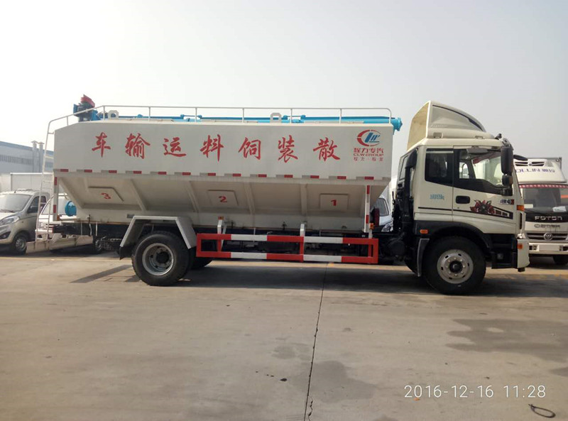 歐曼國(guó)五20方散裝飼料車(chē)