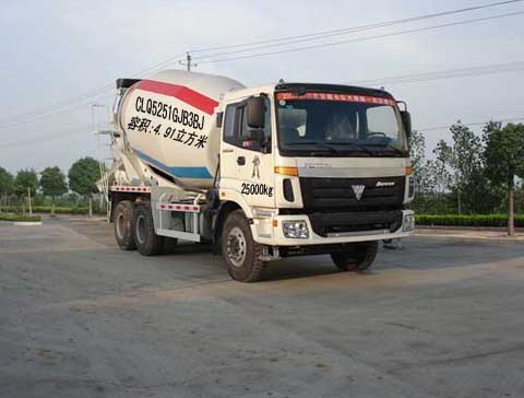 程力威牌CLQ5251GJB3BJ型混凝土攪拌運(yùn)輸車