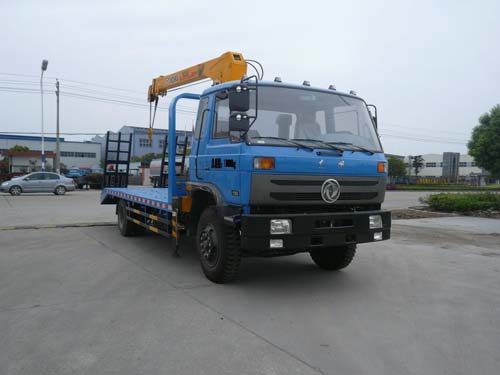 程力威牌CLQ5161JSQ4型隨車起重運(yùn)輸車